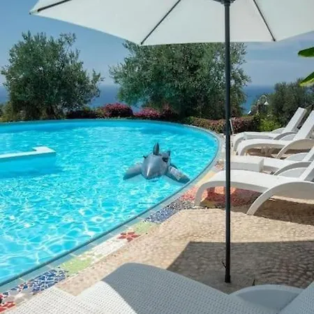 Seaview Drymades22 *